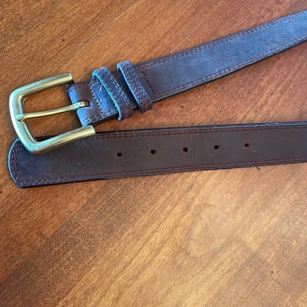 Eddie Bauer Men's Leather Belt with Brass Buckle - Size 40